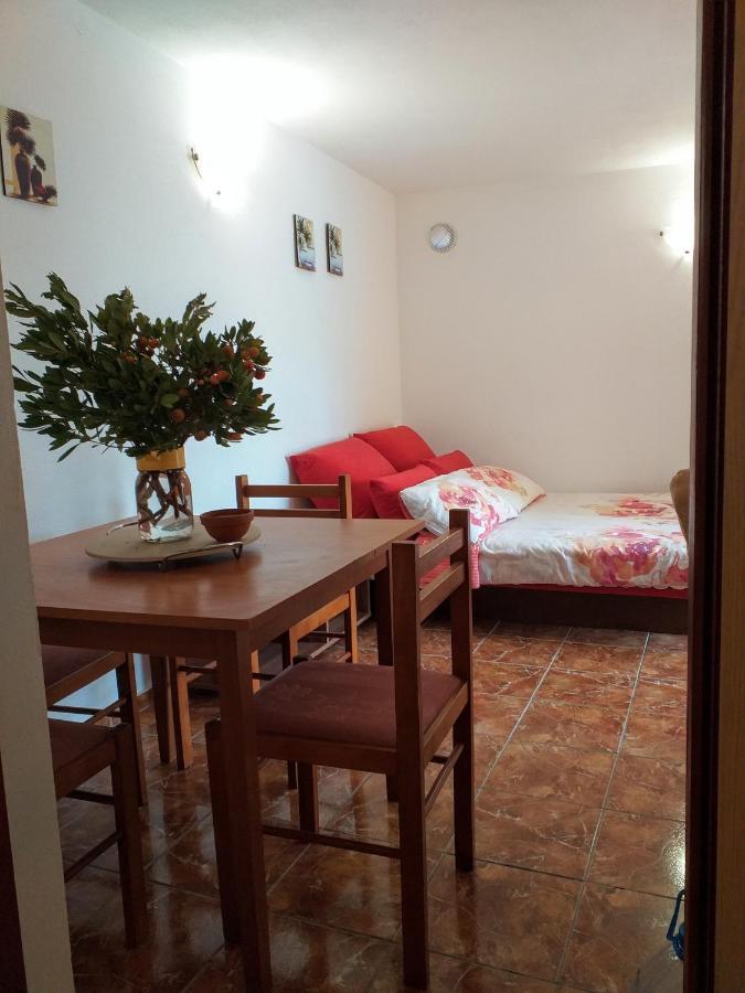 Apartmani Marijanovic Vir Exterior foto